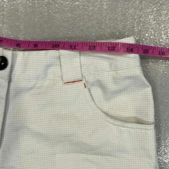 [4] Nike Golf Dri-Fit White Square Capri-  Women - Picture 3 of 5